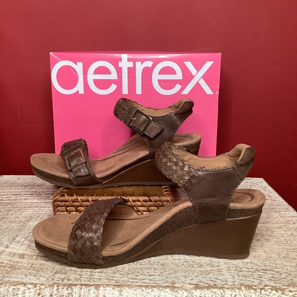 AETREX Grace NIB Taupe Wedge Sandyals Arch Support Memory Foam Adjustable Straps - Picture 11 of 15